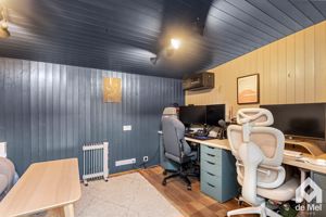 Photo 8- click for photo gallery